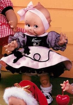 Effanbee - Kewpie - Black & Pink Poodle Skirt - Doll